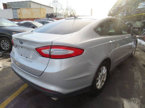 2016 Ford Fusion S