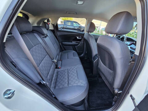 2022 Kia Niro Plug-In Hybrid LXS