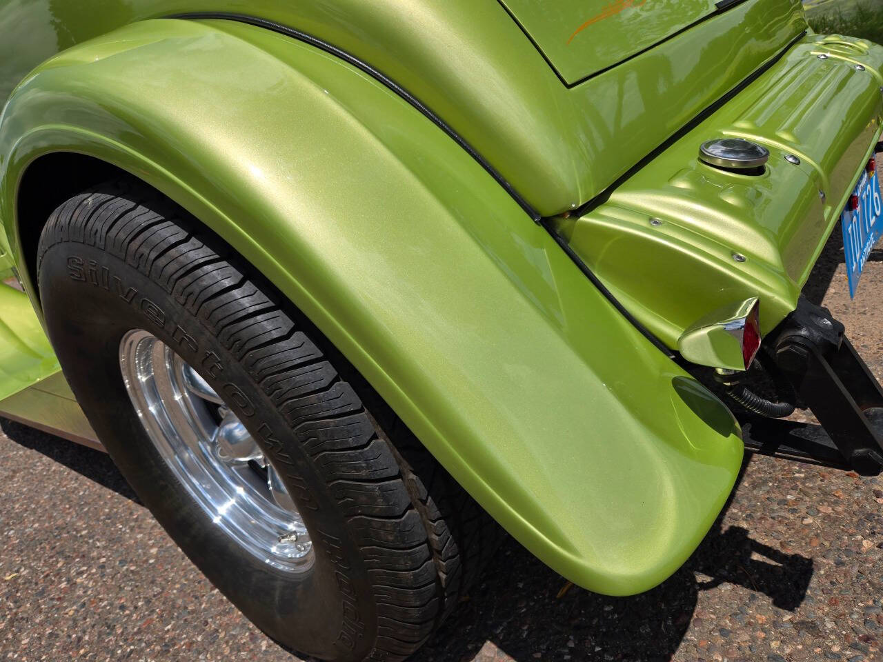 1930 Dodge 5-Window Coupe 45