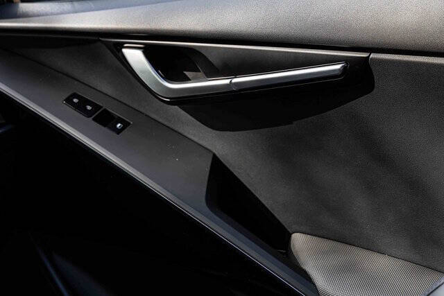 2024 Kia Niro EV Wind