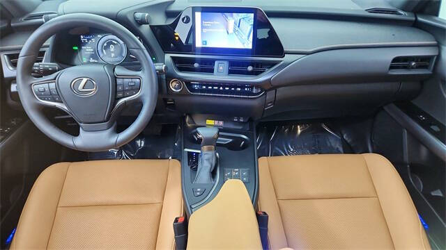 2023 Lexus UX 250h Premium