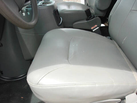 2003 Ford E-Series E-250