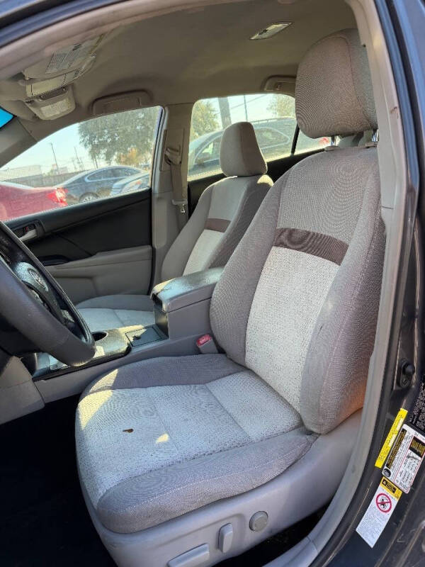 2013 Toyota Camry LE