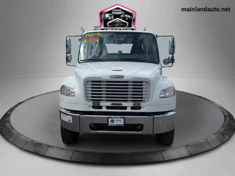2014 Freightliner M2 106