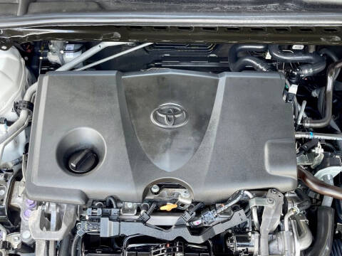 2020 Toyota Camry SE