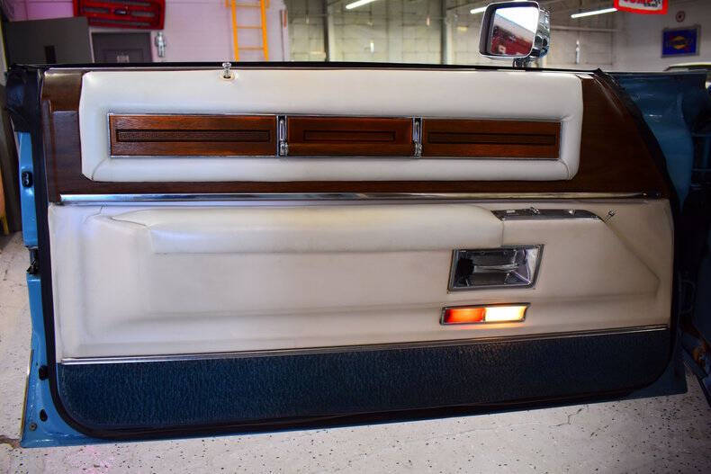 1975 Cadillac DeVille