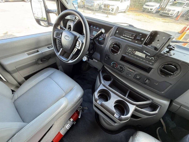 2023 Ford E-Series