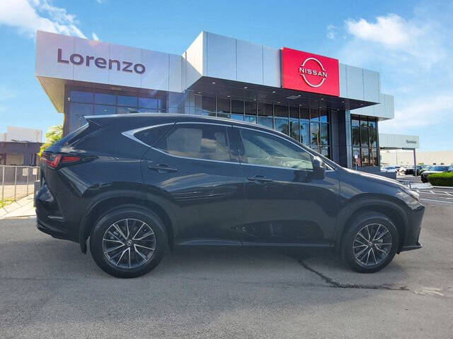 2025 Lexus NX 250 Premium
