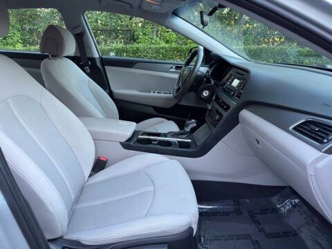 2017 Hyundai Sonata SE