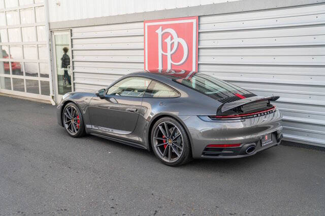 2021 Porsche 911 36