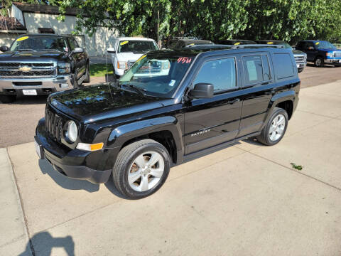 2014 Jeep Patriot for sale at De Anda Auto Sales in Storm Lake IA