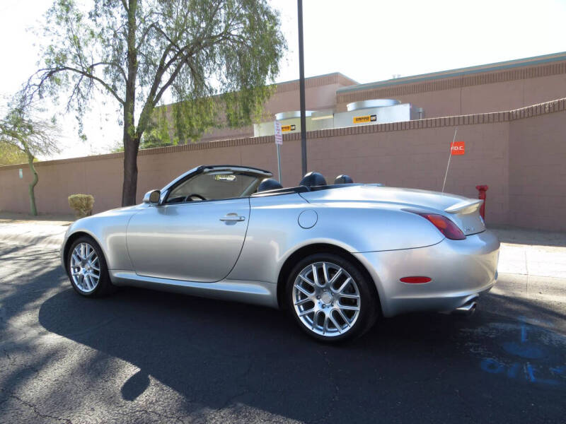 2004 Lexus SC 430
