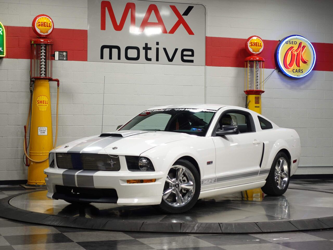 2007 Ford Mustang 56