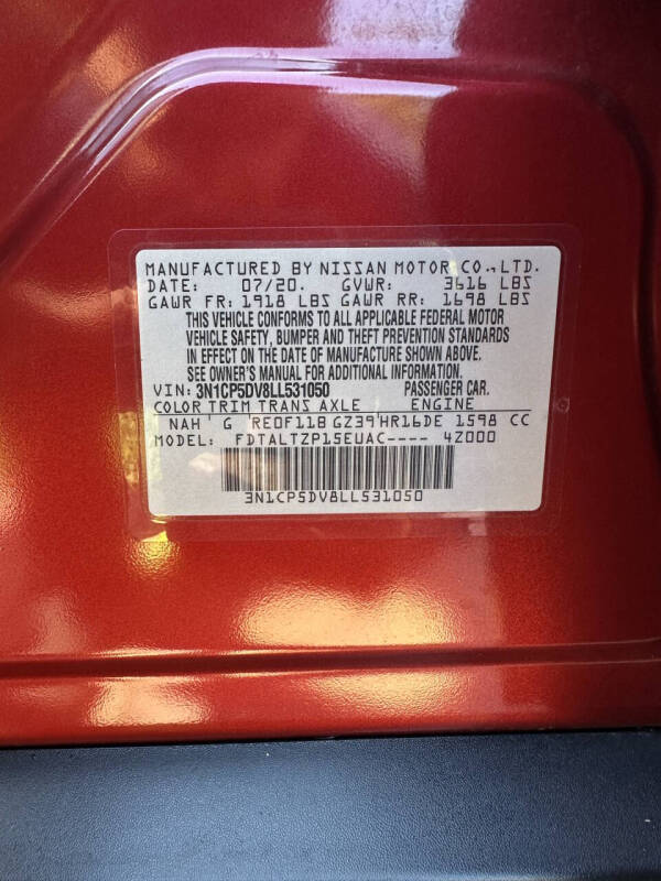 2020 Nissan Kicks SR