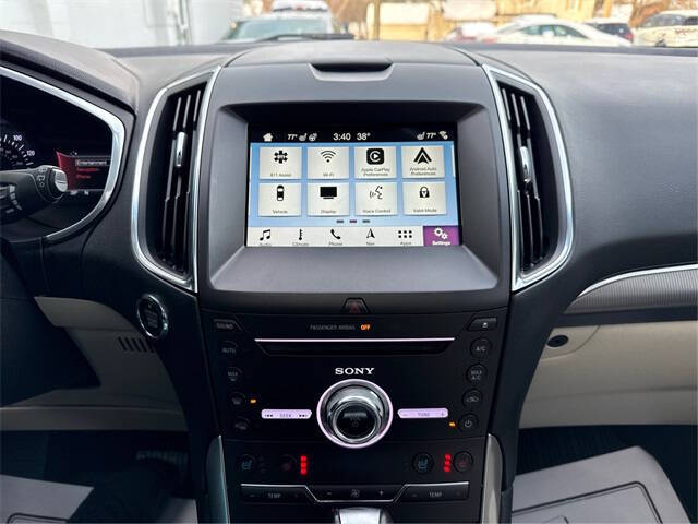 2018 Ford Edge Titanium