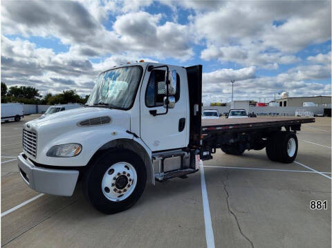 2015 Freightliner M2 106