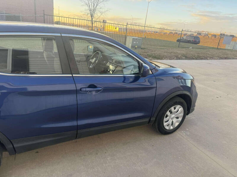 2020 Nissan Rogue Sport S