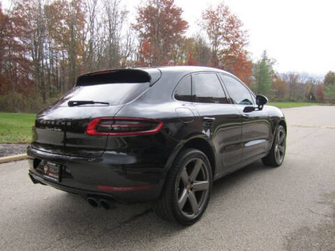 2016 Porsche Macan Turbo