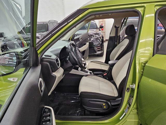 2021 Hyundai Venue SEL