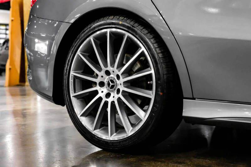 2019 Mercedes-Benz A-Class A 220