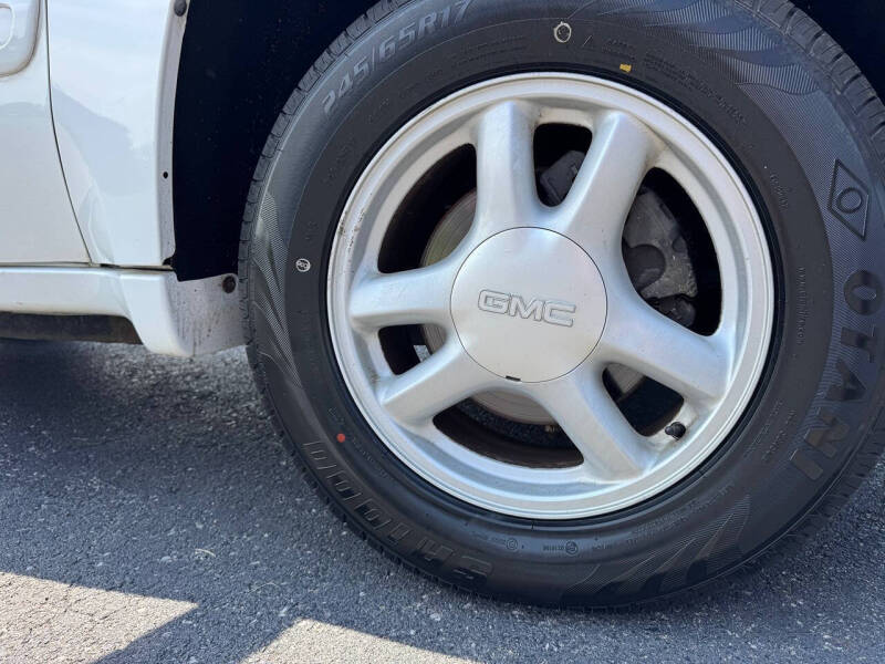 2004 GMC Envoy SLE