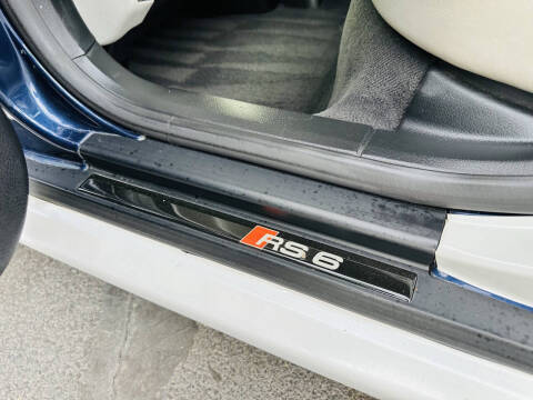 2003 Audi RS 6 quattro