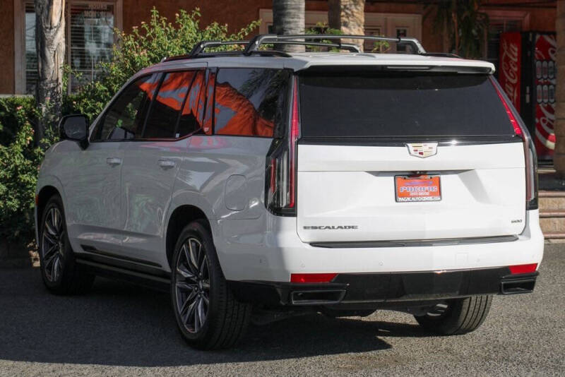 2023 Cadillac Escalade Sport Platinum