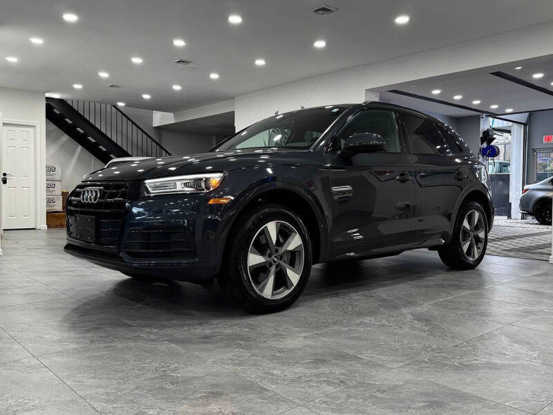 2020 Audi Q5 quattro Titanium Premium 45 TFSI