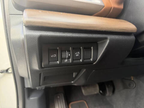2021 Subaru Outback Touring XT