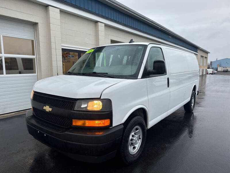 Used 2018 Chevrolet Express Cargo Work Van with VIN 1GCZGHFG5J1270181 for sale in Spencerport, NY