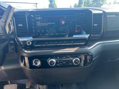 2023 GMC Sierra 1500 SLE