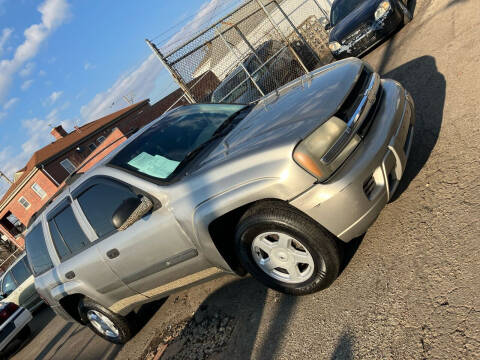 2003 Chevrolet TrailBlazer for sale at Rod's Automotive in Cincinnati OH