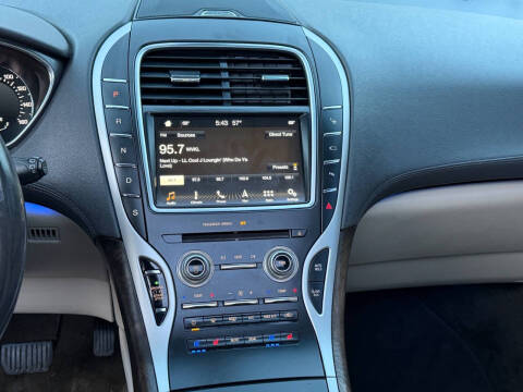 2016 Lincoln MKX Reserve