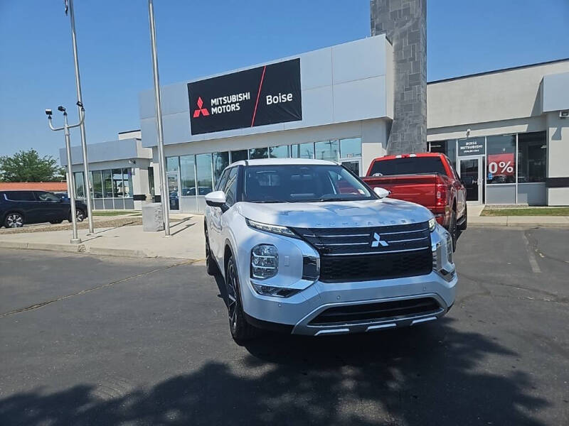 2025 Mitsubishi Outlander PHEV SE