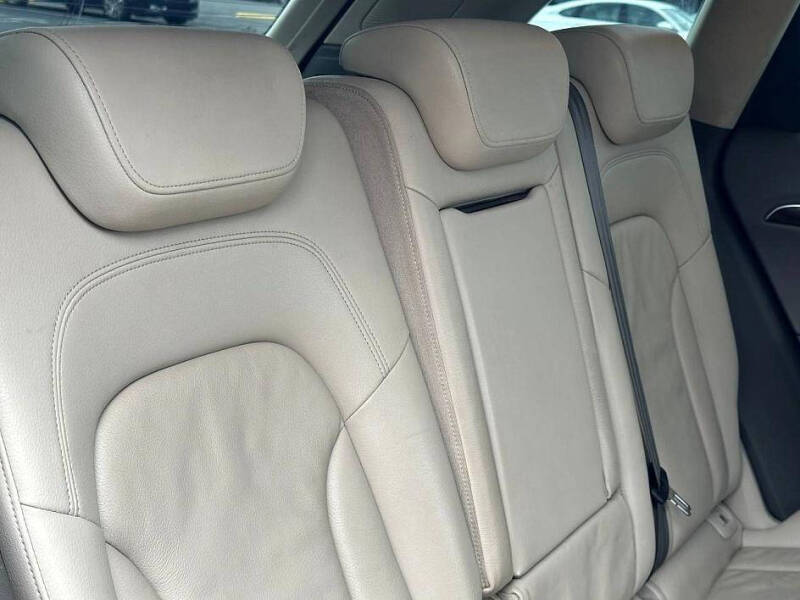 2010 Audi Q5 3.2 quattro Premium Plus