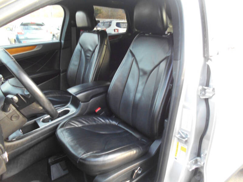 2019 Lincoln MKC Select