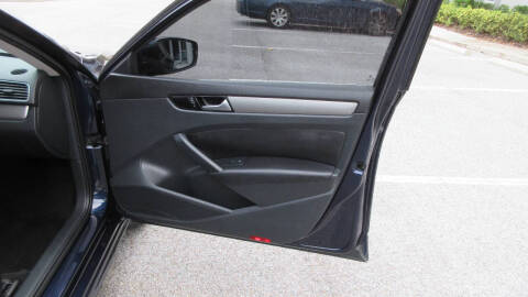 2015 Volkswagen Passat 1.8T SE