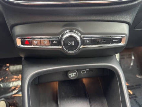 2024 Volvo C40 Recharge Twin Plus