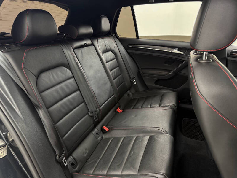 2017 Volkswagen Golf GTI Autobahn