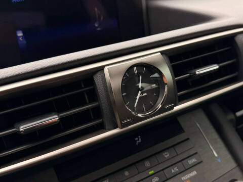 2019 Lexus IS 300