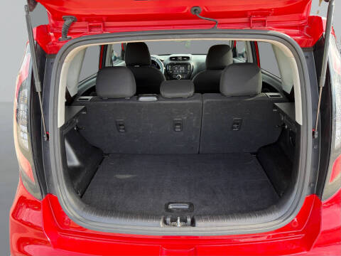 2019 Kia Soul +
