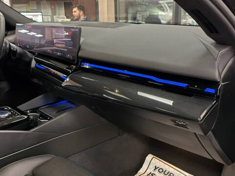 2025 BMW 5 Series 530i xDrive