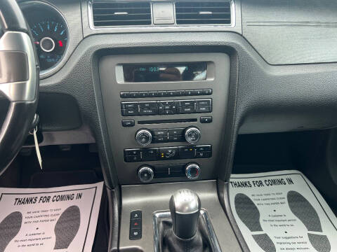 2014 Ford Mustang V6