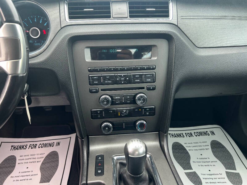 2014 Ford Mustang V6