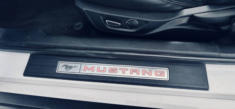 2016 Ford Mustang EcoBoost Premium