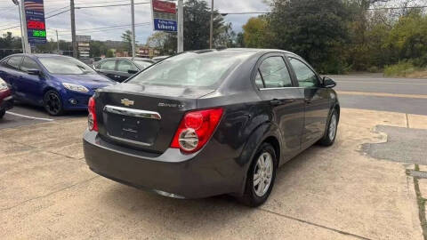 2015 Chevrolet Sonic LT Auto