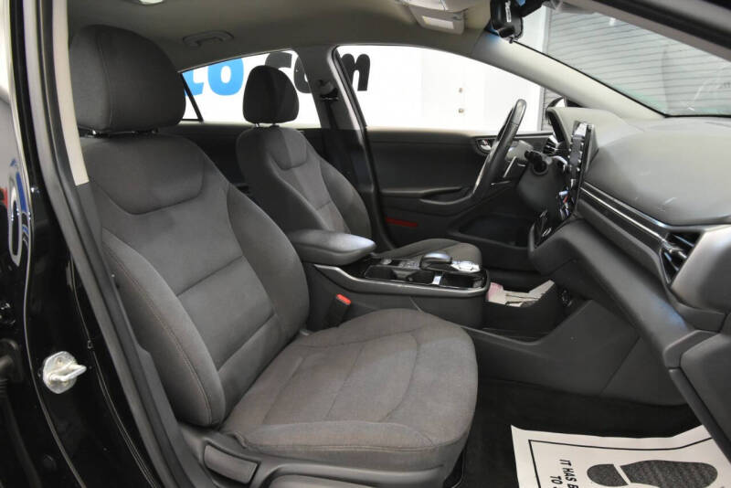 2020 Hyundai Ioniq Electric SE