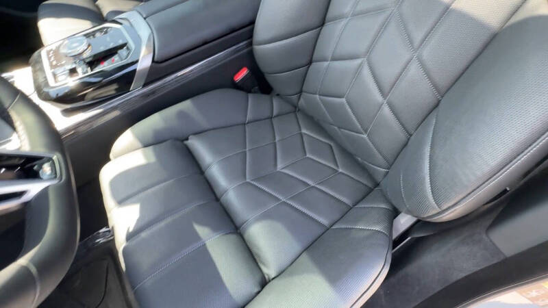 2023 BMW 7 Series 760i xDrive