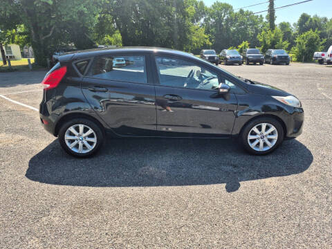 2013 Ford Fiesta SE