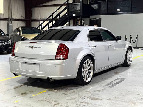 2009 Chrysler 300 SRT-8